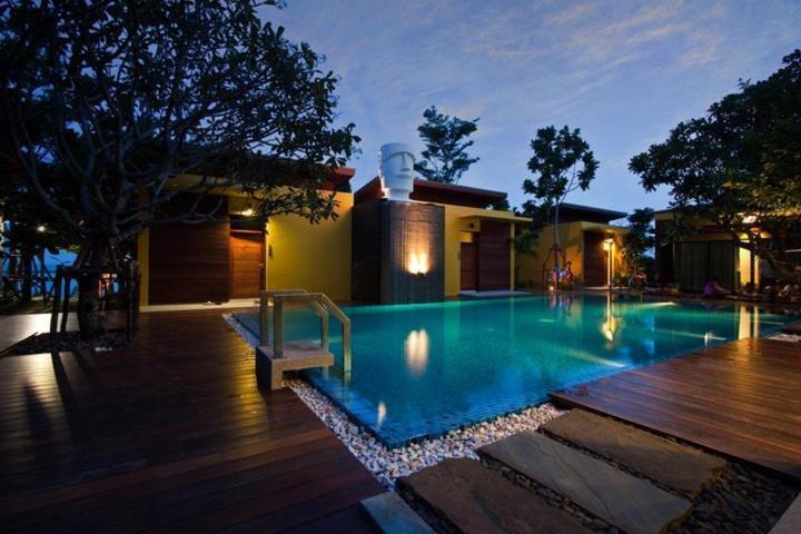 Capstone Resort Hatcsauszamran Kültér fotó